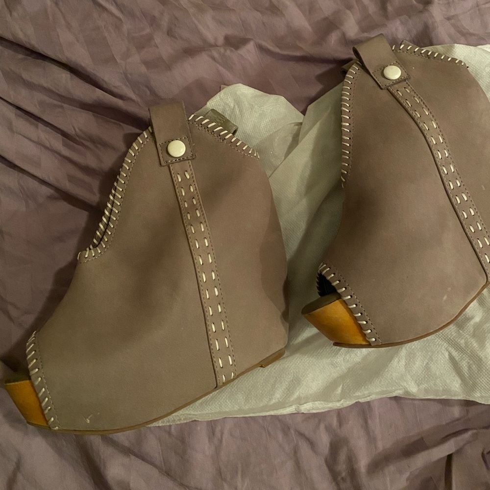 Jeffery Campbell Kelsey WV peep toe wedge